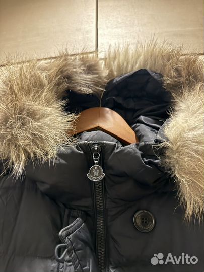 Пуховик женский Moncler