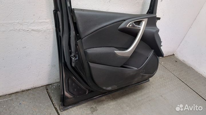 Дверь боковая левая передняя Opel Astra J, 2011