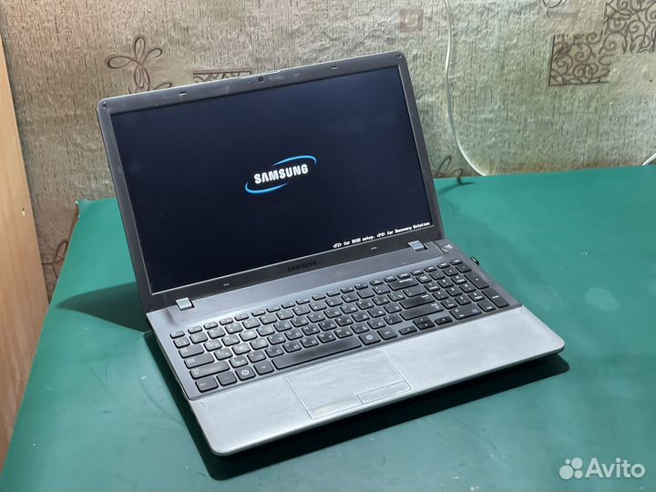 Ноутбук Samsung 4 ядра для игр и работы