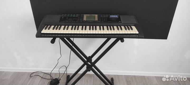 Синтезатор yamaha PSR330