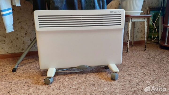 Обогреватель Electrolux ECH/AG-1500EF