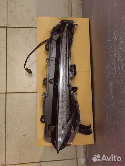 Ходовой огонь Правый Lexus NX