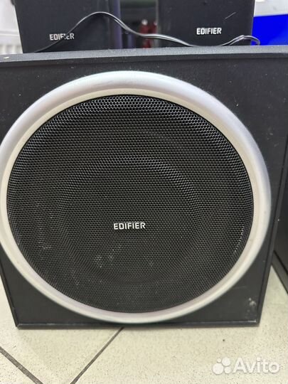 Акустические колонки Edifier
