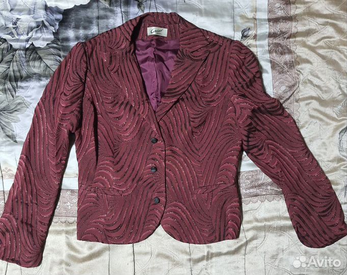 Костюм женский