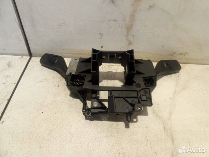 Переключатель подрулевой (стрекоза) Ford Focus 2