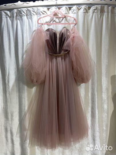 Выпуское платье