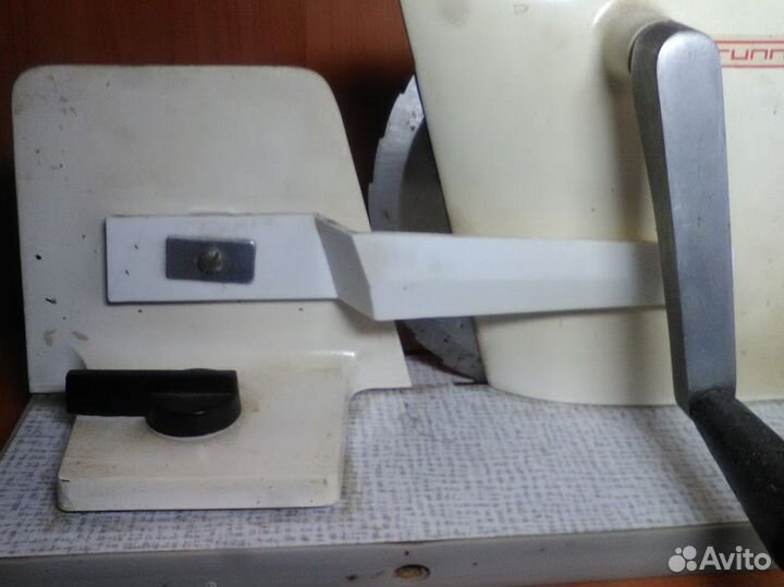 Ручная хлеборезка Brunner