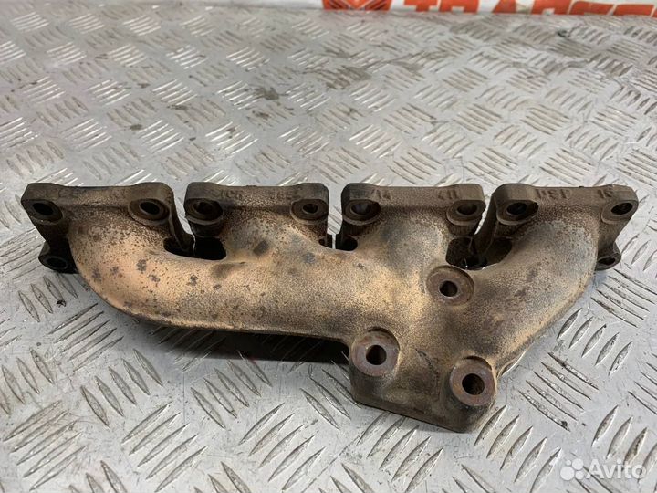 Коллектор выпускной Пассат В5