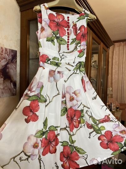 Платье женское