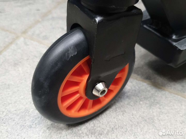 Самокат трюковой оранж