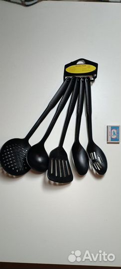 Товары для кухни, лопатки, кисти, формочки