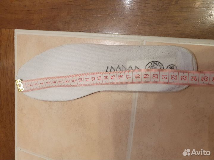 Резиновые сапоги