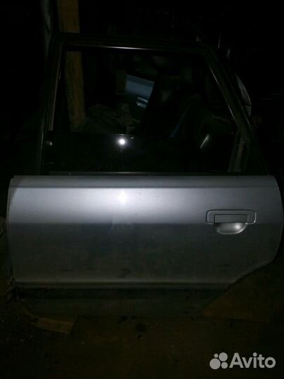 Дверь задняя левая Audi 80 b3