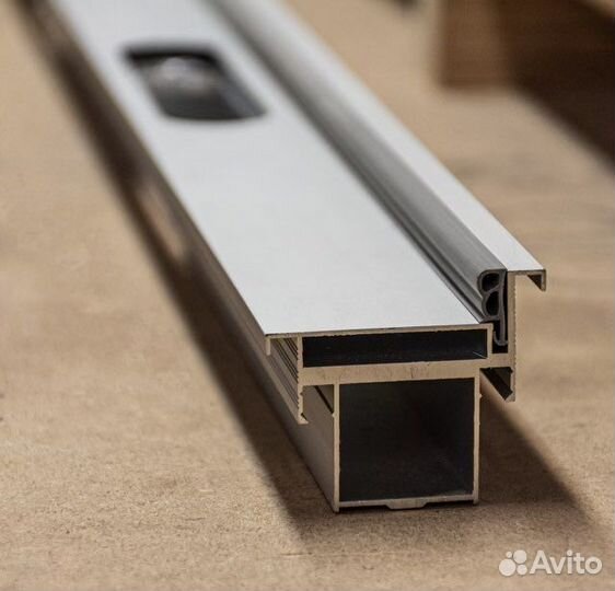 Скрытые двери с фурнитурой