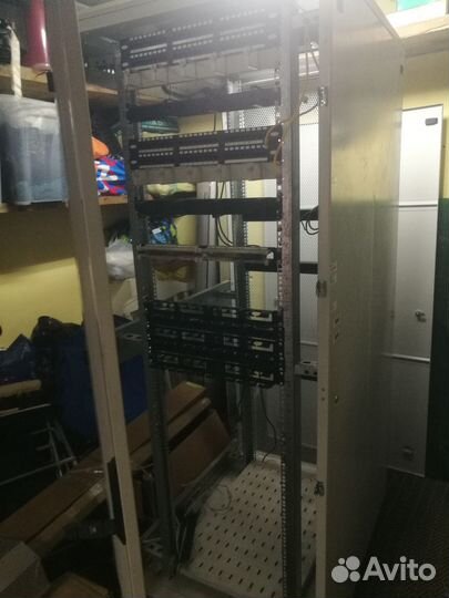 Шкаф телекоммуникационный напольный