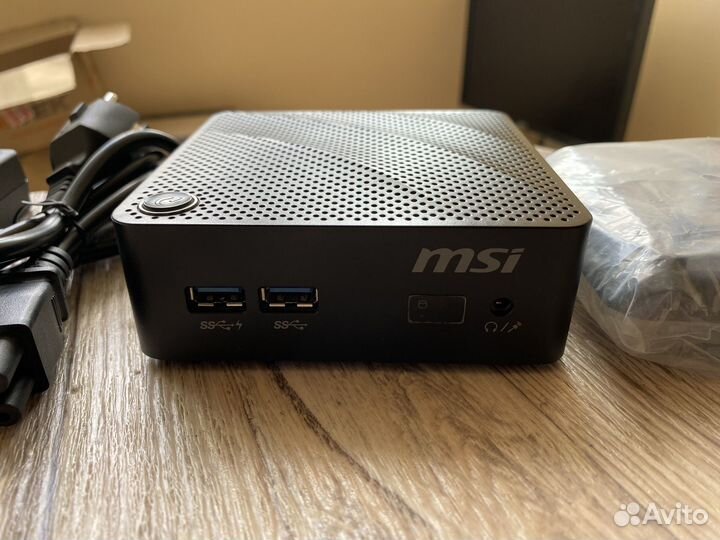 Мини-пк MSI Cubi N 8GL-034RU