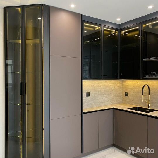 Кухонные гарнитуры на заказ под вашу планировку