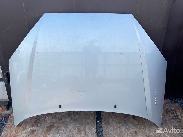 Капот Ford Focus 1