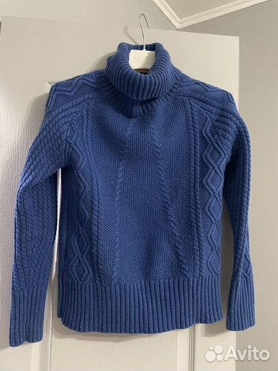 Свитер женский