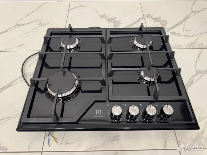 Италия газовая варояная панель Electrolux