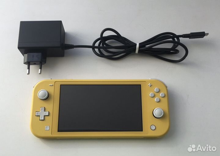 Nintendo Switch Lite прошитая + игры