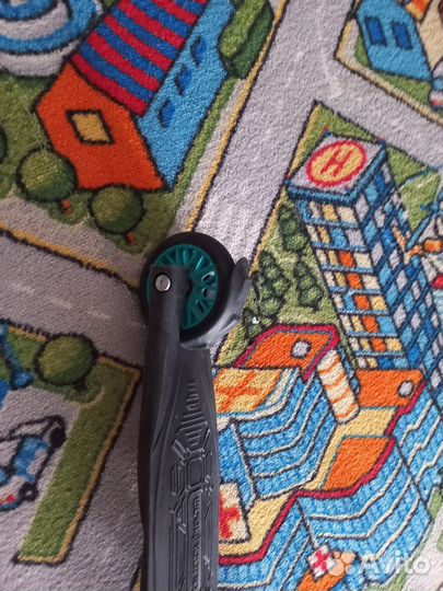 Самокат детский трехколесный