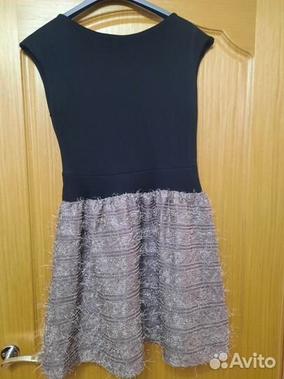 Продам новое нарядное платье