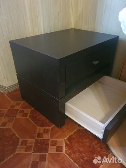 Тумбочка прикроватная бу