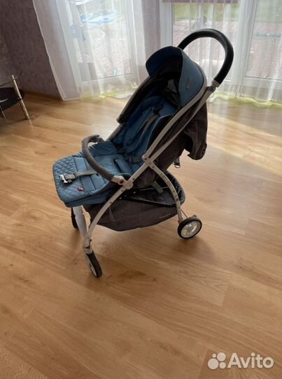 Прогулочная коляска adamex quattro lion