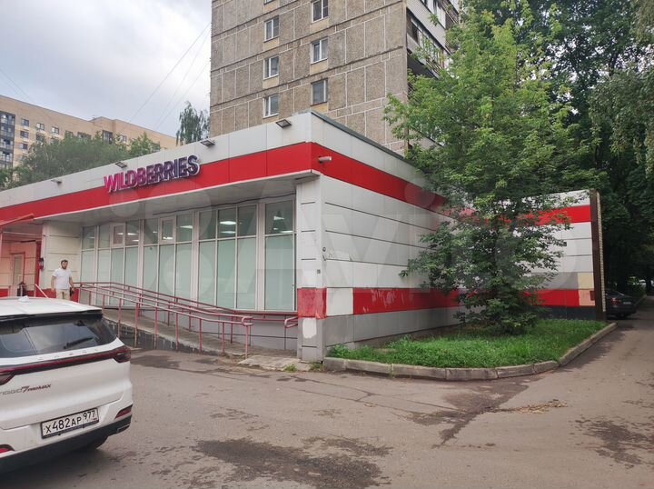 Торговая площадь 523 м²