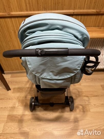 Коляска прогулочная