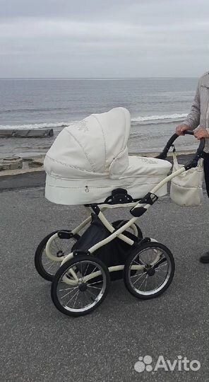 Продам коляску 2 в 1