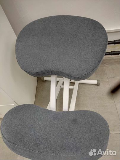 Коленный стул