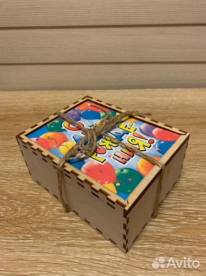 Коробки подарочные новые