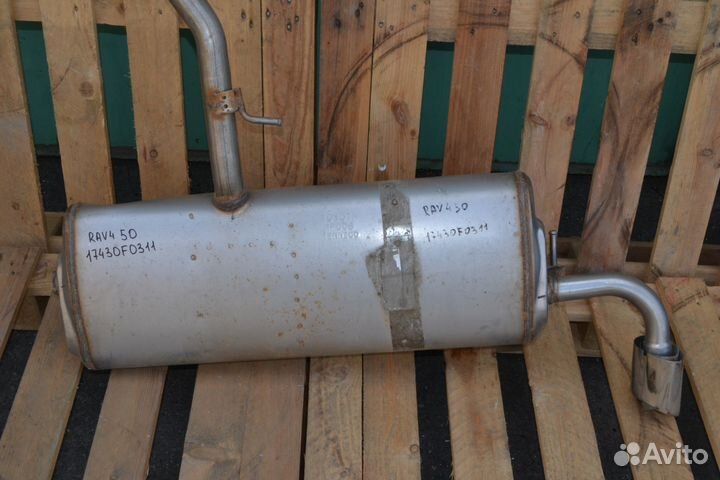 Глушитель поломанный Toyota Rav 4 50 2019-2024 г.в