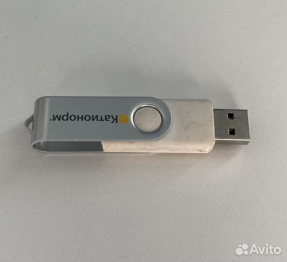 USB флешка на 4 Gb, мало б/у