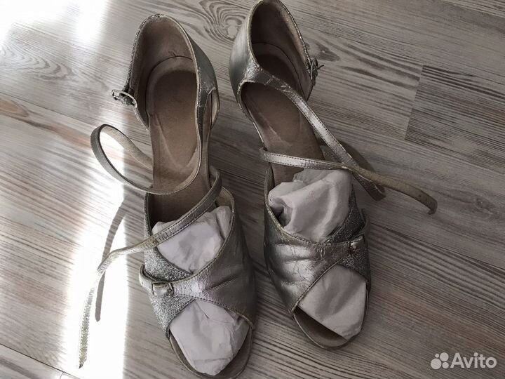 Туфли для бальных танцев