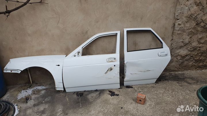 Продам двери на priora