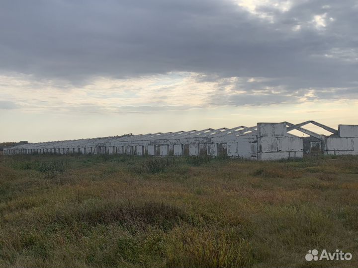 Плиты железобетонные изделия Здание под разбор