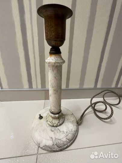 Старинная лампа мрамор