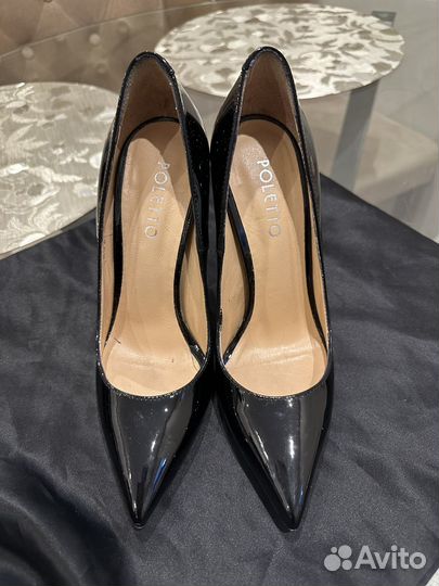 Туфли лодочки черные лаковые