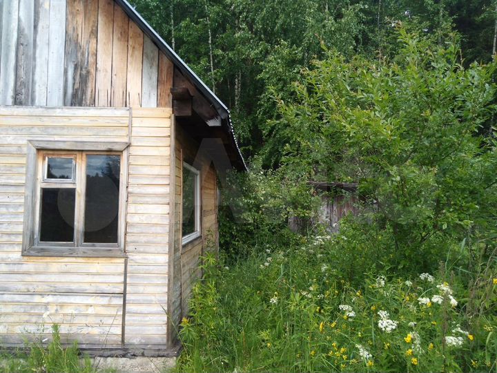 Дом 25 м² на участке 7 сот.