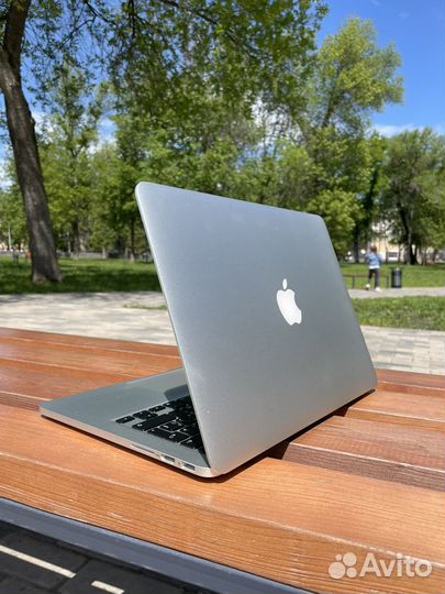 Apple MacBook Pro 13 2015 Retina i5(8 128)gb