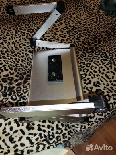 Стол трансформер для ноутбука