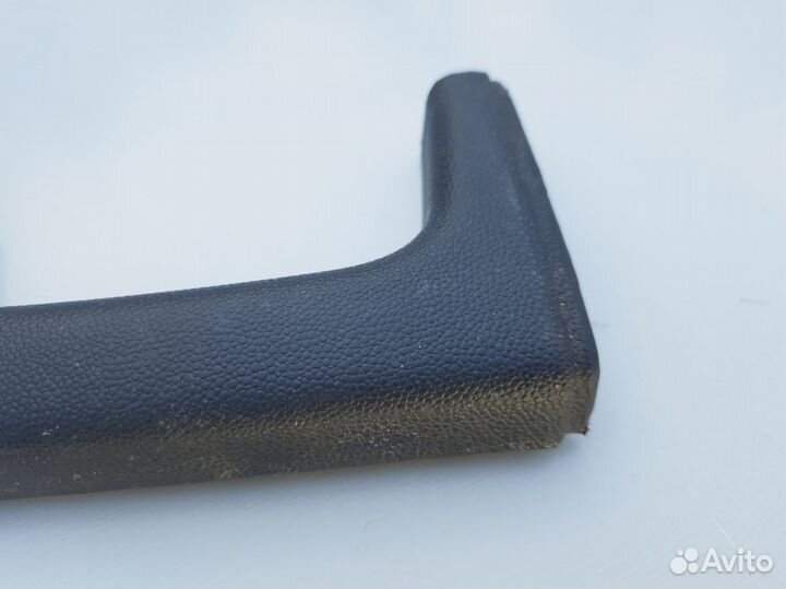 Накладка на ручку левой двери Skoda Fabia