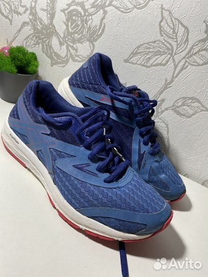 Кроссовки asics ampica для девочки