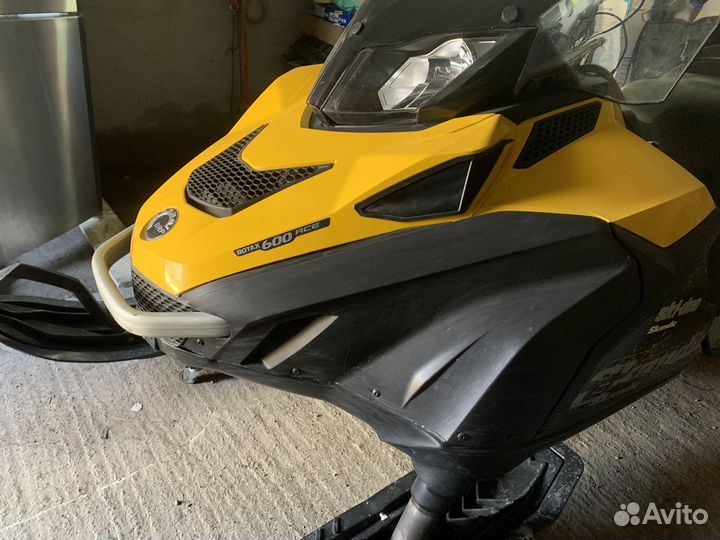Снегоход BRP Ski Doo Skandic SWT 600 ACE
