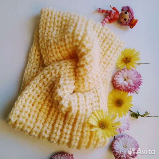 Повязка на голову вязаная