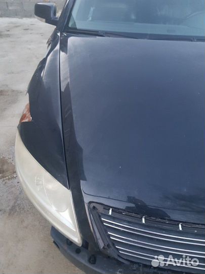 Капот на Volkswagen Phaeton