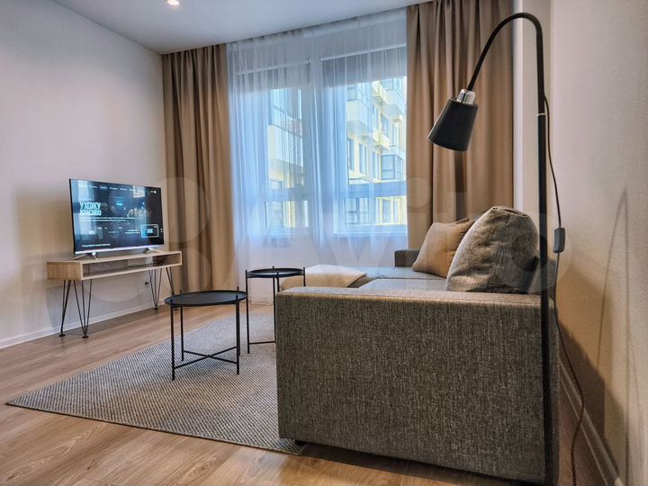 1-к. квартира, 40 м², 8/15 эт.